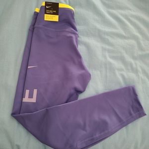 NWT Nike tights